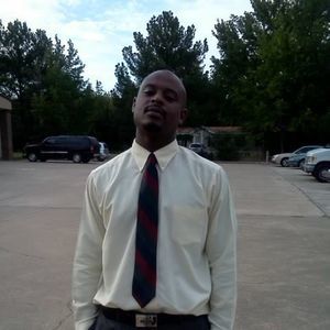 Meet your Posher, Derrick